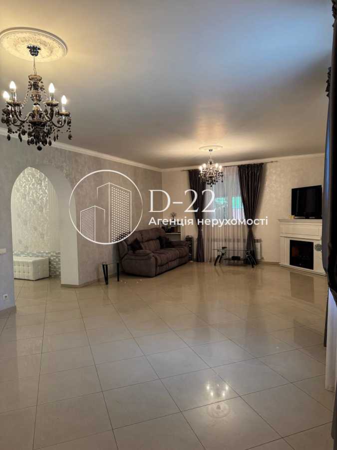 Продаж будинку 223 м², Заньковецької, 1