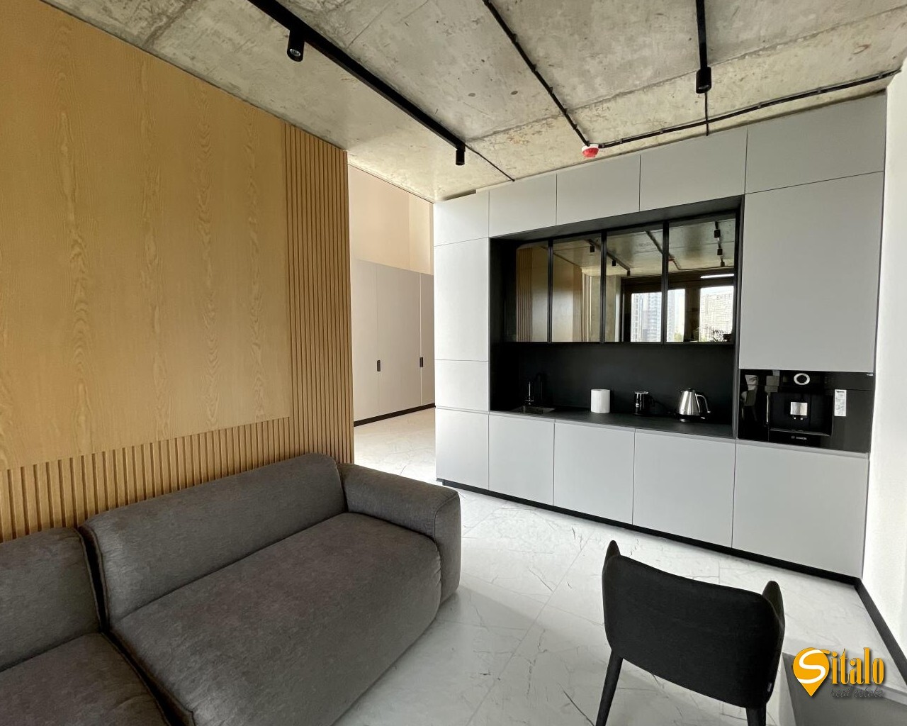 Продажа 3-комнатной квартиры 93 м², Василия Тютюнника ул.
