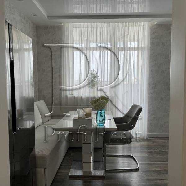 Продажа 2-комнатной квартиры 62 м², Елены Пчилки ул., 3-Д