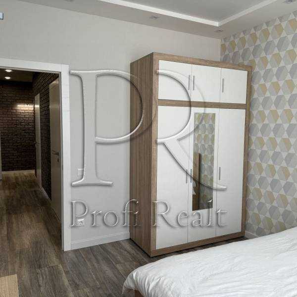 Продажа 2-комнатной квартиры 62 м², Елены Пчилки ул., 3-Д