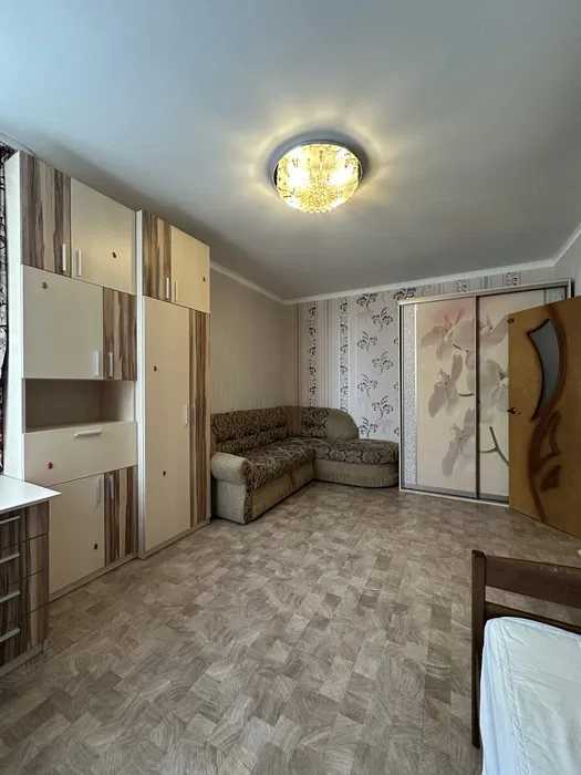 Оренда 1-кімнатної квартири 47 м², Градинська вул., 9
