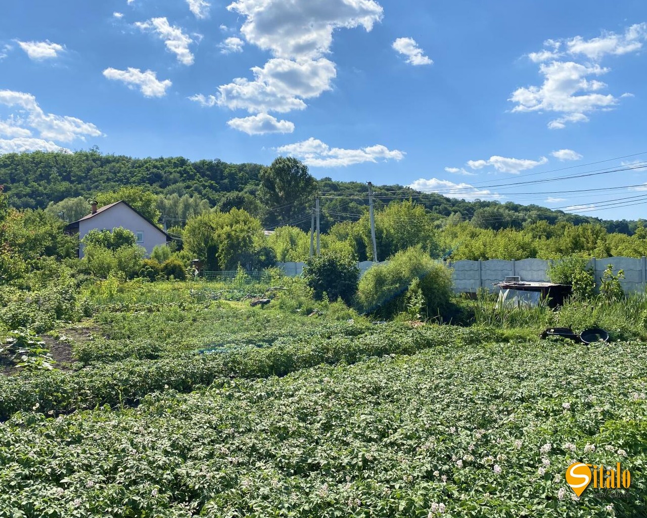 Продаж ділянки під індивідуальне житлове будівництво 8 соток