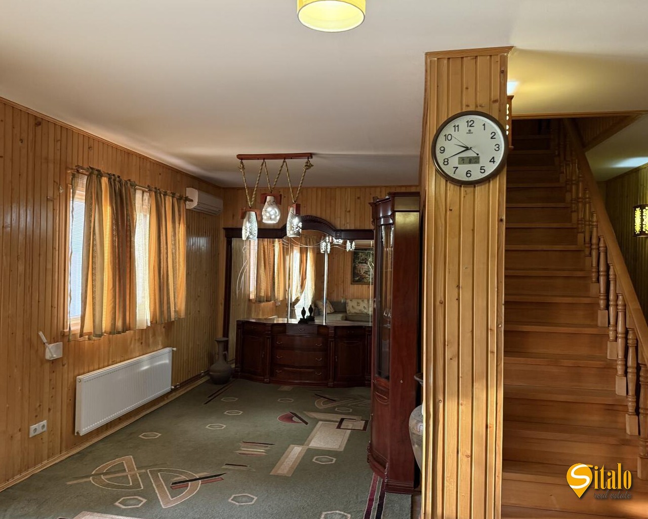 Продаж будинку 168 м²