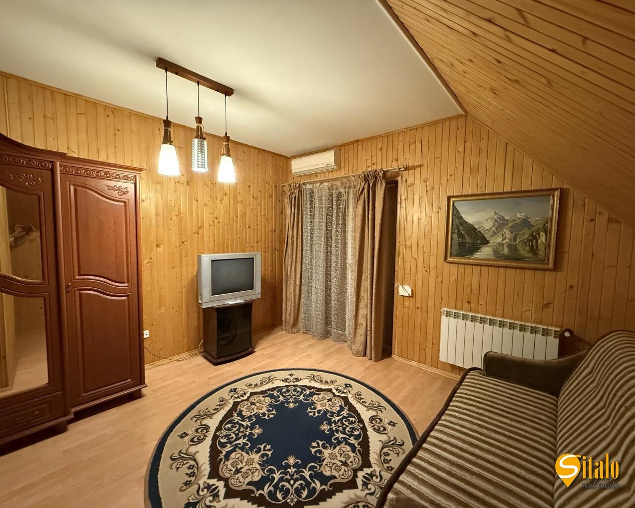 Продаж будинку 168 м²
