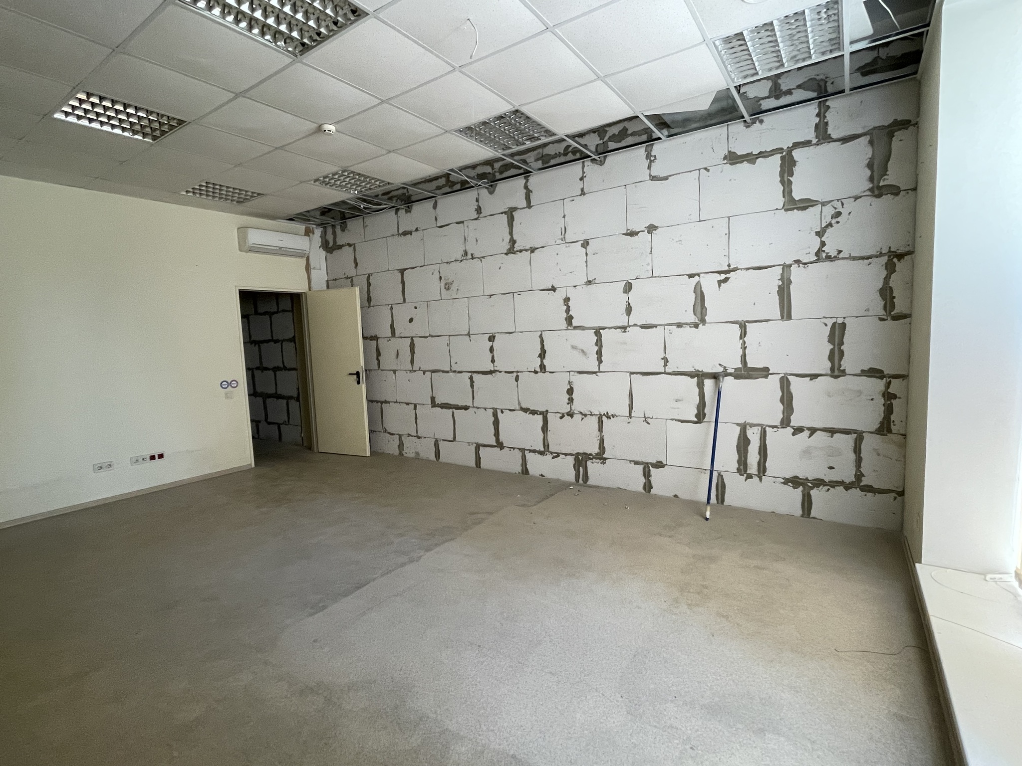 Аренда офиса 76 м², Святослава Рихтера ул., Караванського, 2