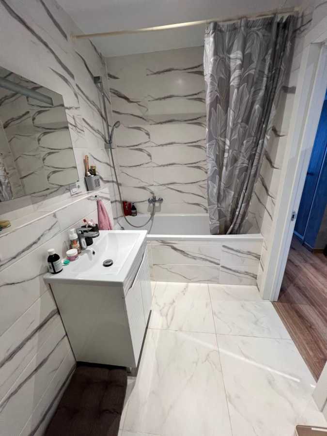 Продажа 1-комнатной квартиры 38 м², Михаила Максимовича ул., 26Б