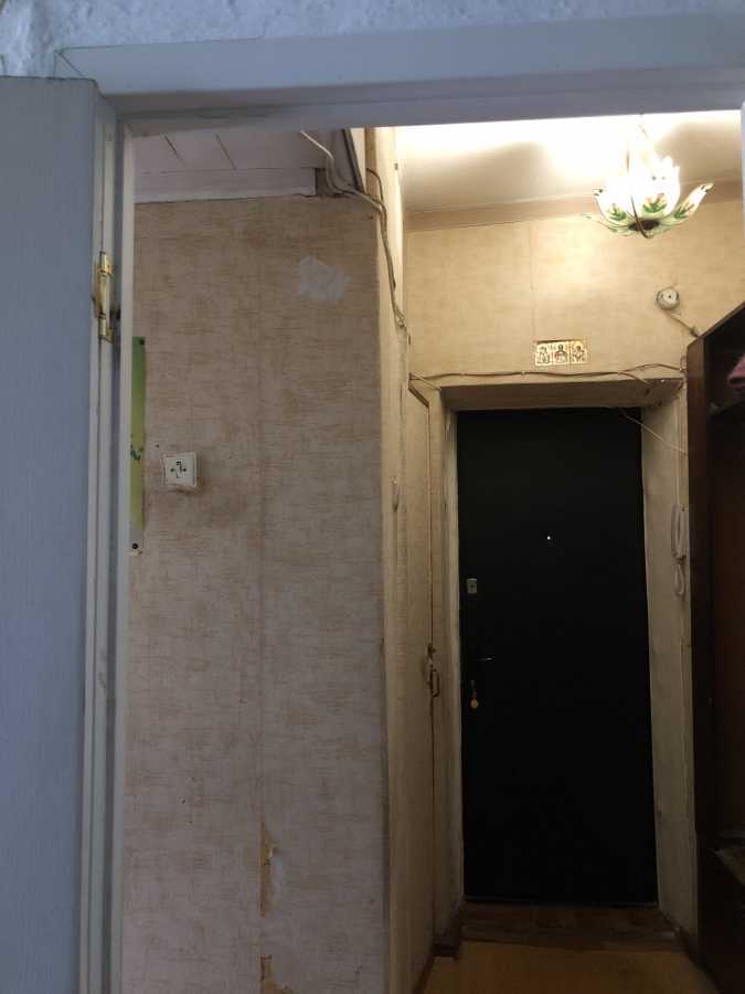 Продаж 3-кімнатної квартири 50.6 м², Кирилівська вул., 110