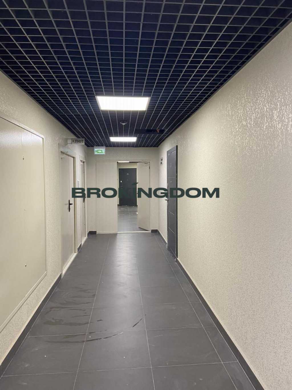 Продажа 1-комнатной квартиры 53 м², Победы просп., 11
