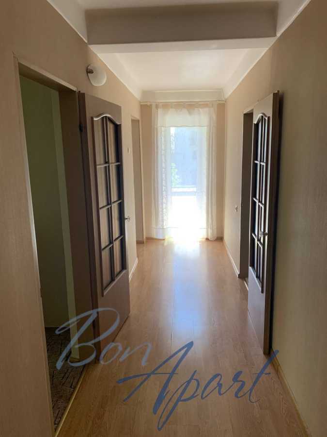 Продажа 2-комнатной квартиры 56 м², Дмитриевская ул., 24
