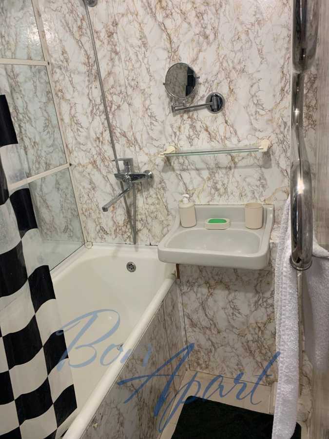 Продажа 2-комнатной квартиры 56 м², Дмитриевская ул., 24