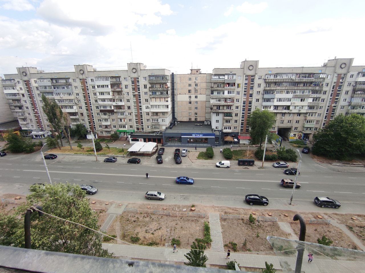 Продаж 2-кімнатної квартири 45 м², Калинова вул.