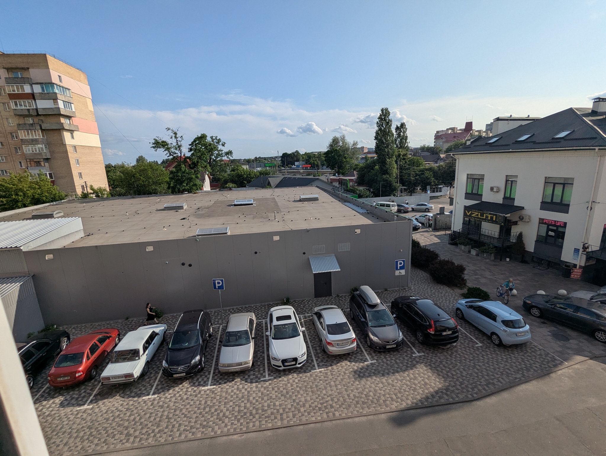 Продажа 2-комнатной квартиры 62.2 м², Антонова ул., 8А
