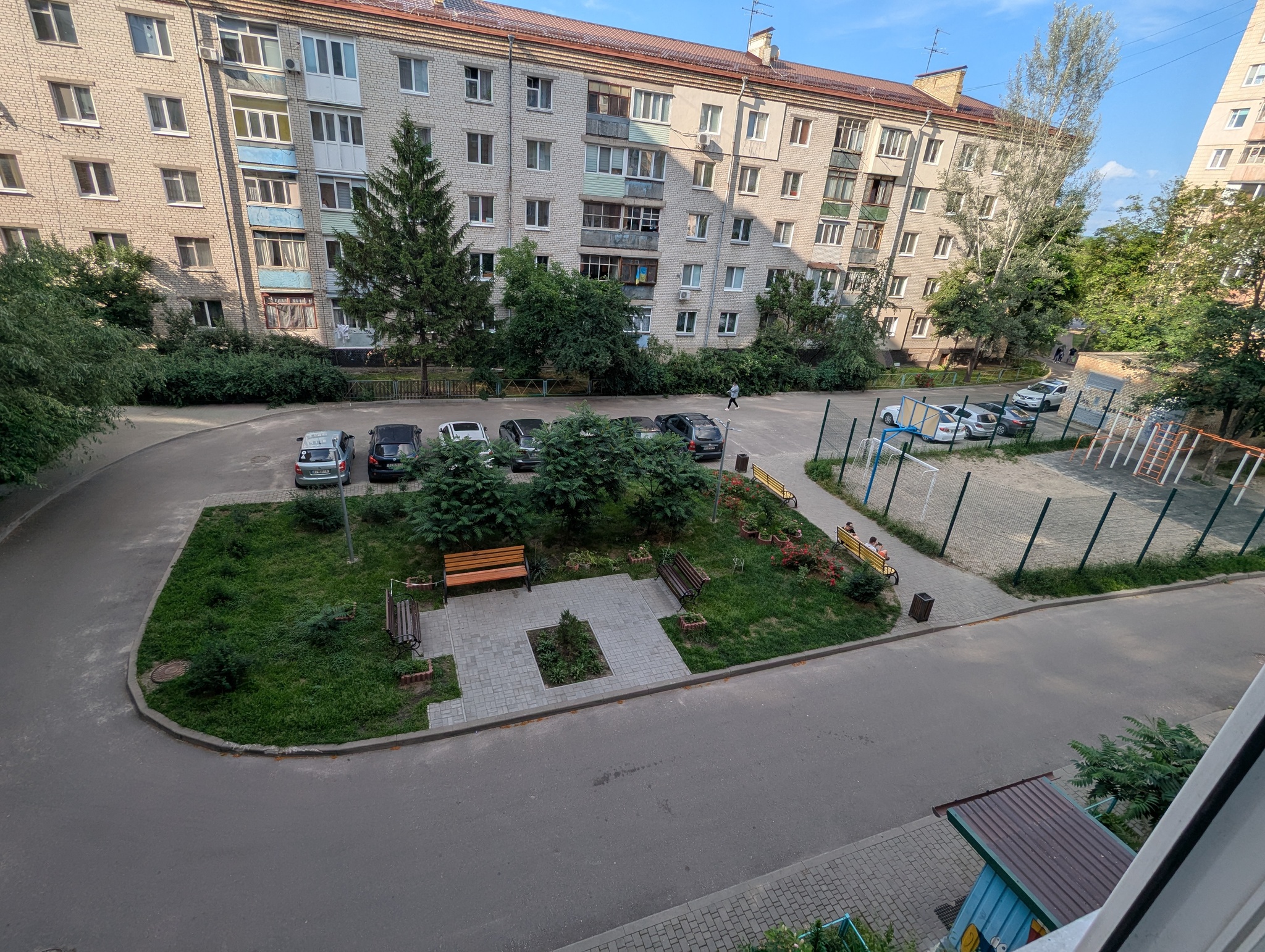 Продажа 2-комнатной квартиры 62.2 м², Антонова ул., 8А