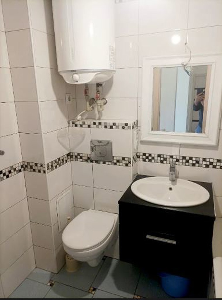 Продаж 3-кімнатної квартири 64 м², Миру просп., 4