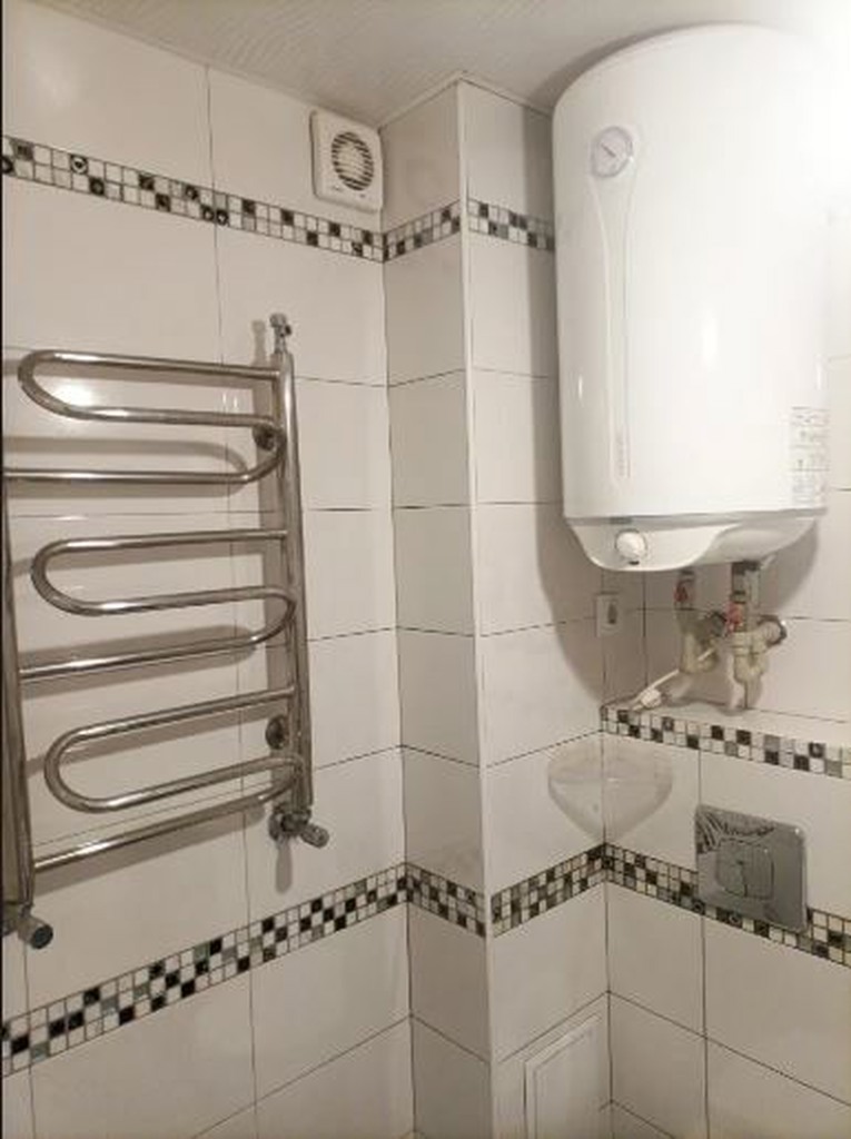 Продаж 3-кімнатної квартири 64 м², Миру просп., 4