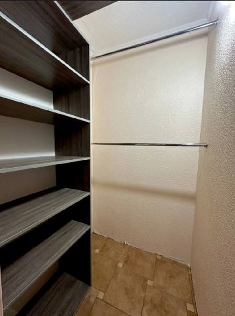 Продаж 3-кімнатної квартири 64 м², Миру просп., 4