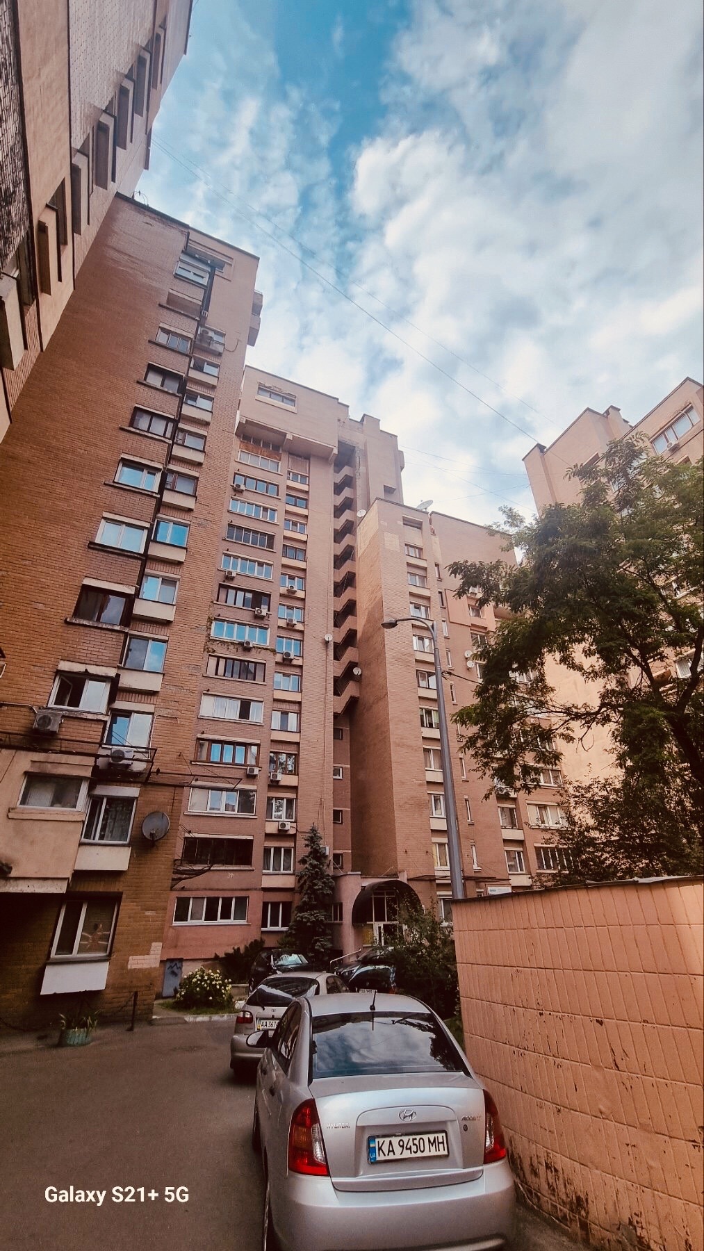 Продаж 3-кімнатної квартири 73 м², Володимира Антоновича вул., 100