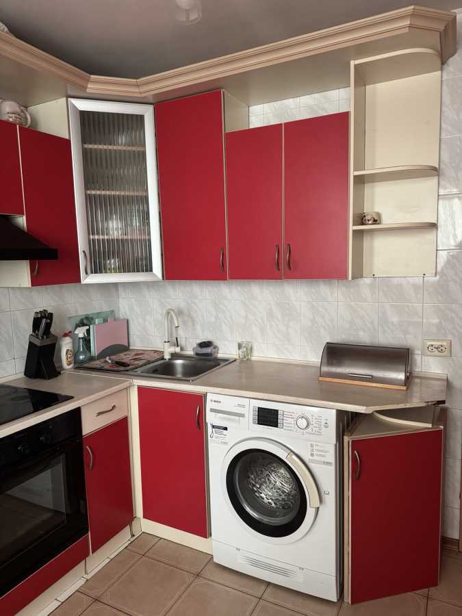 Оренда 2-кімнатної квартири 50 м², Симиренка вул., 12Б