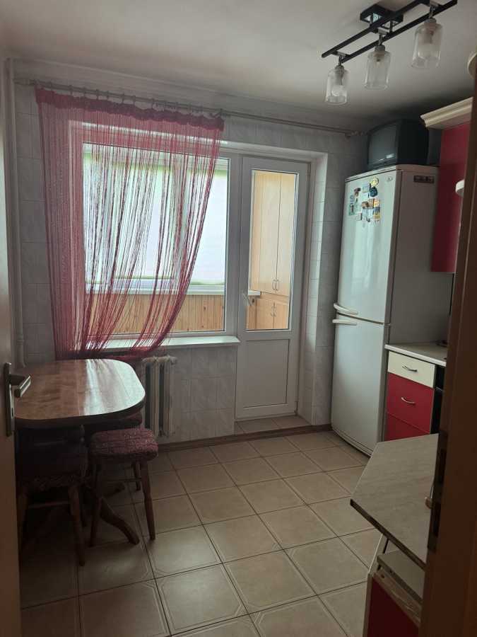Оренда 2-кімнатної квартири 50 м², Симиренка вул., 12Б