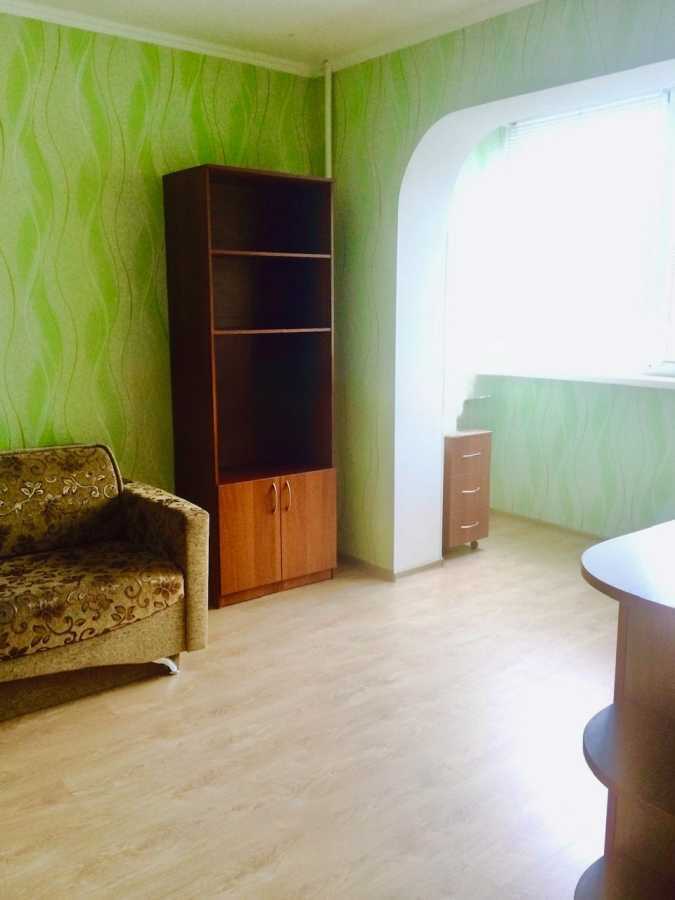 Продаж 3-кімнатної квартири 75 м², Грушевського вул., 17Г
