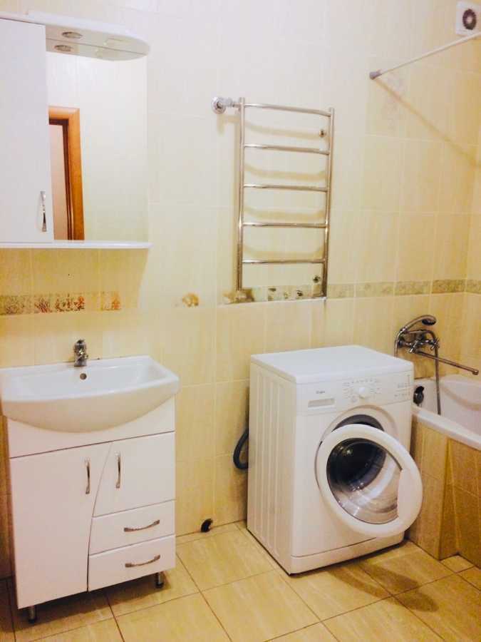 Продаж 3-кімнатної квартири 75 м², Грушевського вул., 17Г
