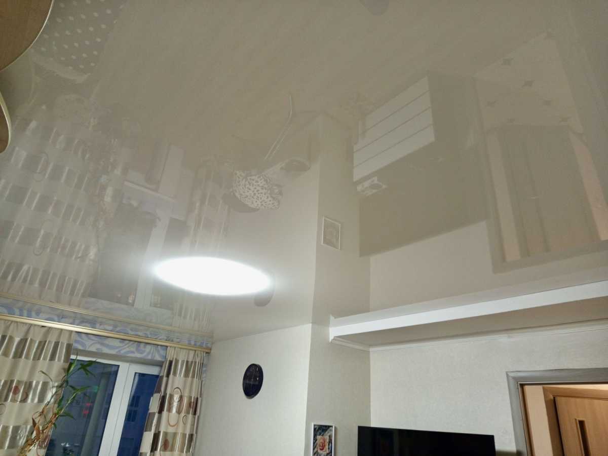 Продажа 2-комнатной квартиры 47 м², Кирилловская ул., 127