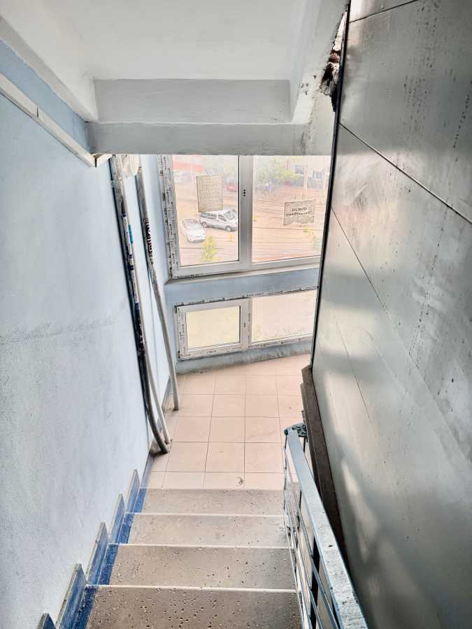 Продажа 2-комнатной квартиры 47 м², Кирилловская ул., 127