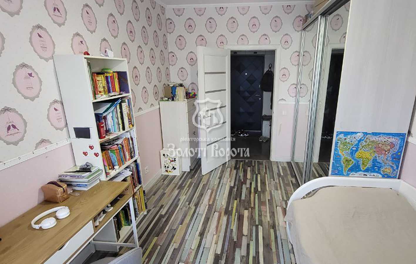 Продажа 2-комнатной квартиры 57 м², Метрологическая ул., 111