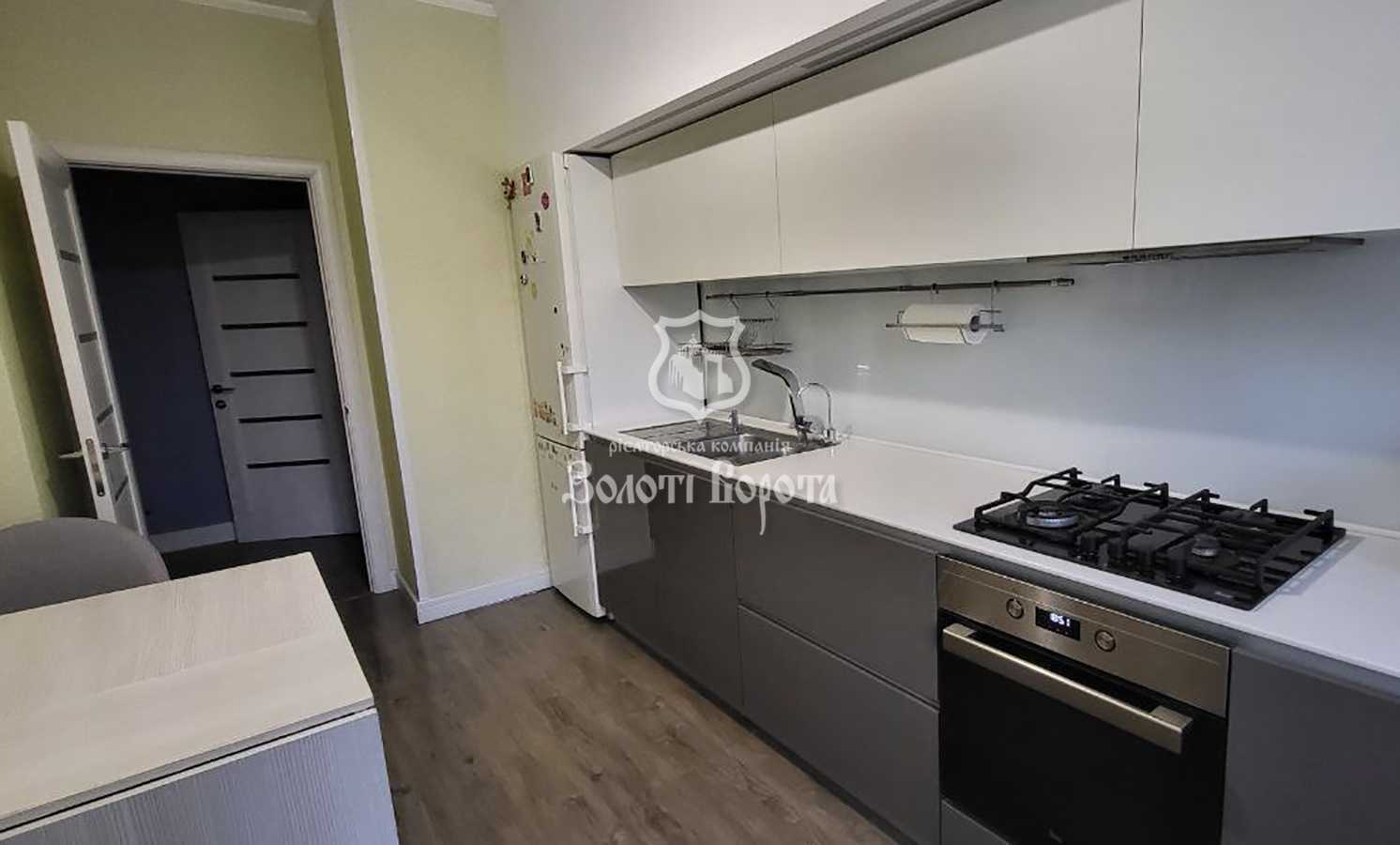 Продажа 2-комнатной квартиры 57 м², Метрологическая ул., 111