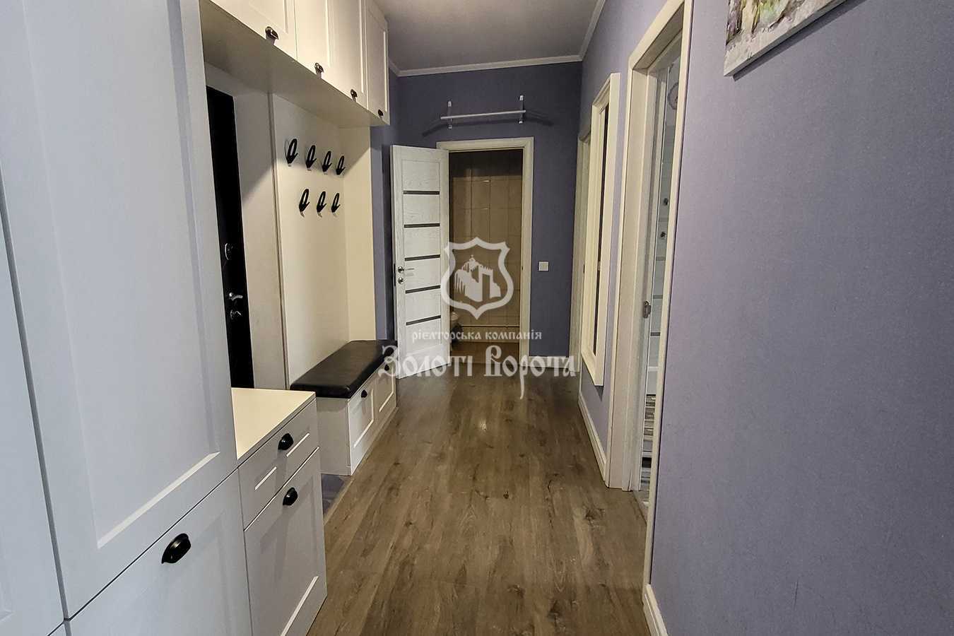 Продажа 2-комнатной квартиры 57 м², Метрологическая ул., 111