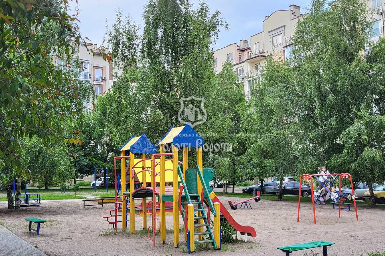 Продажа 2-комнатной квартиры 57 м², Метрологическая ул., 111
