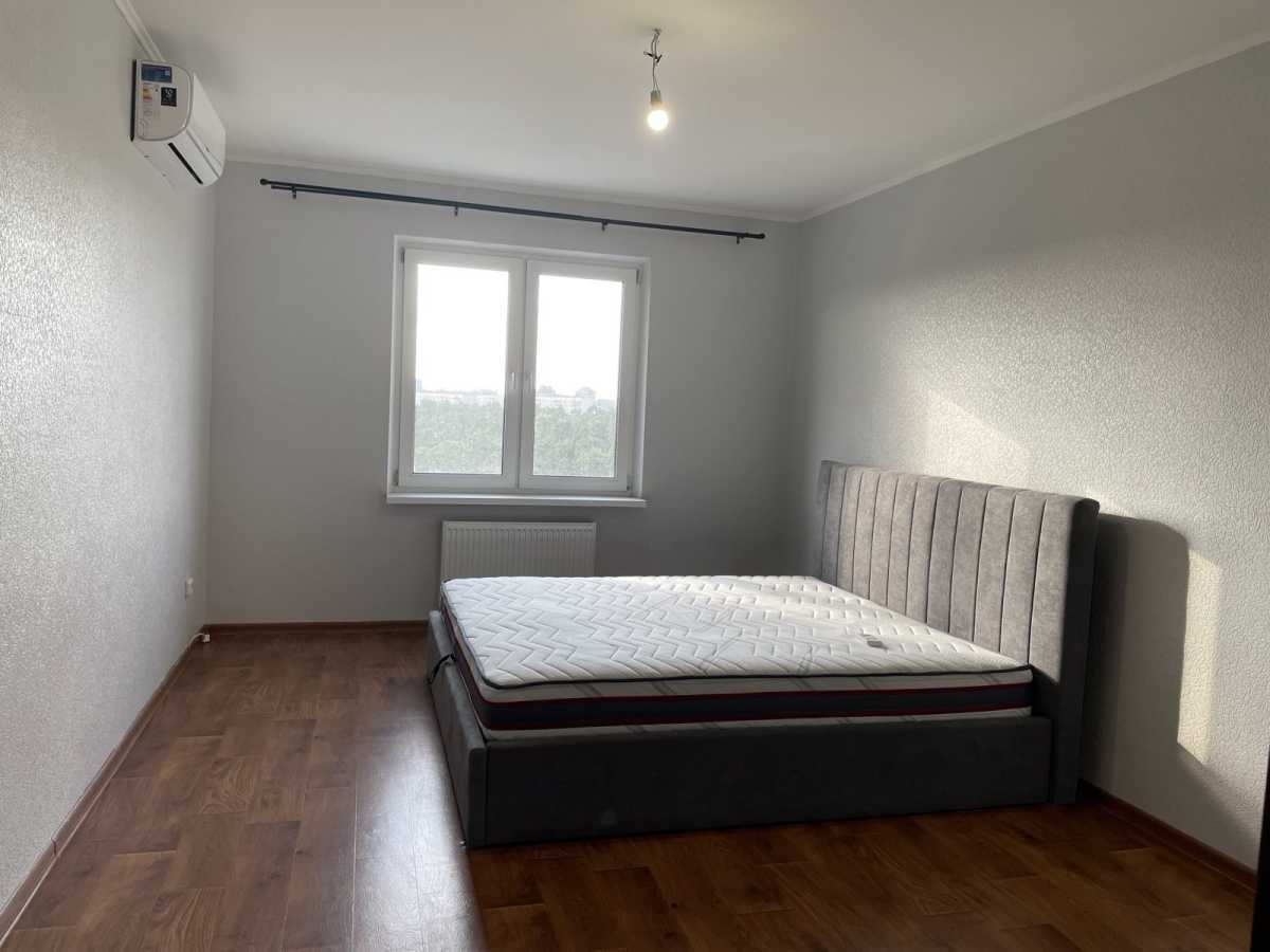 Продажа 1-комнатной квартиры 49.3 м², Николая Винграновского ул., 2