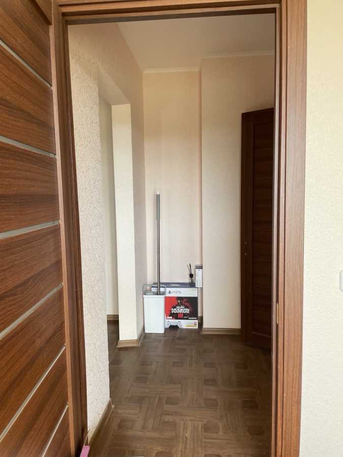 Продажа 1-комнатной квартиры 49.3 м², Николая Винграновского ул., 2