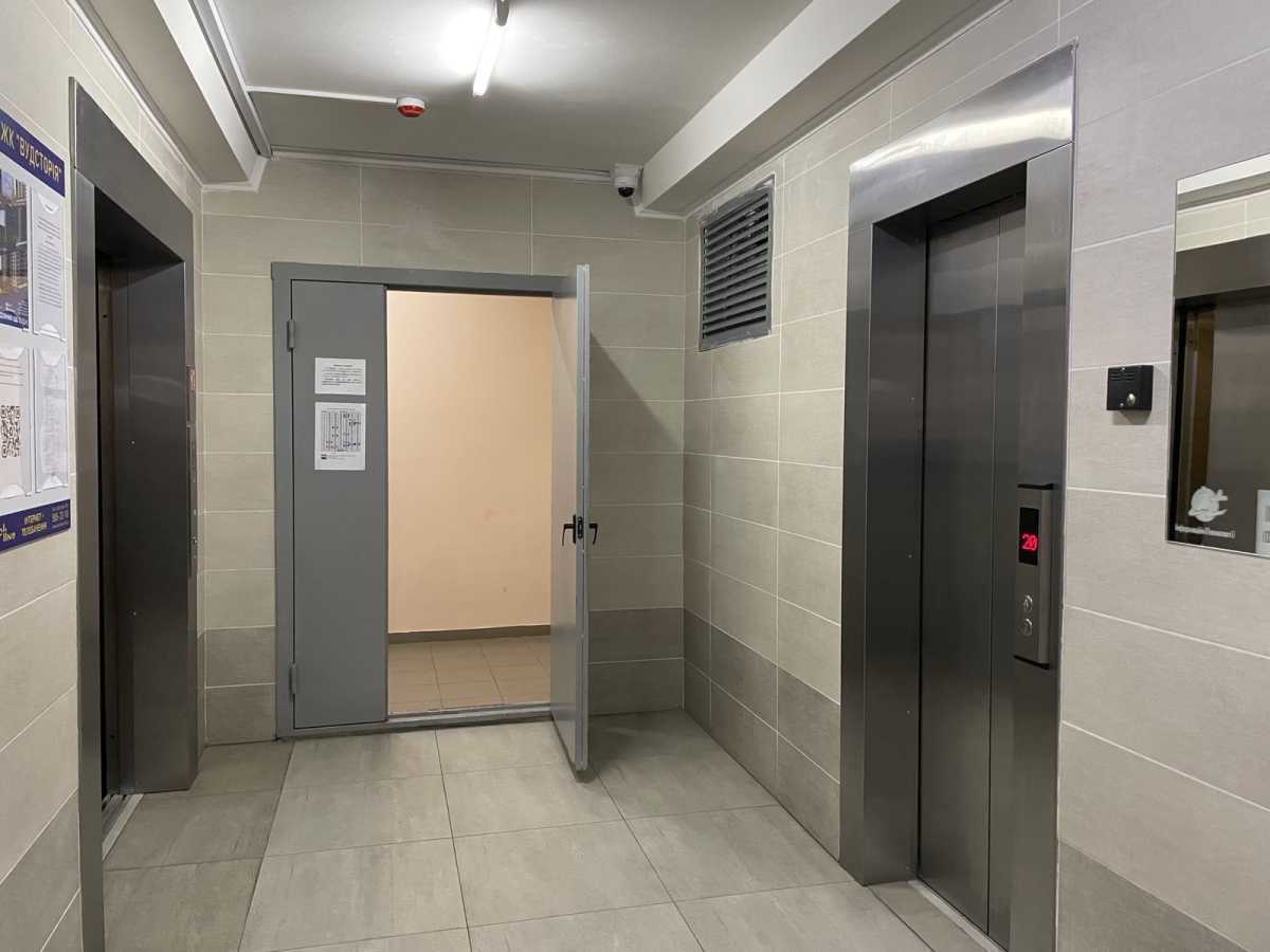 Продажа 1-комнатной квартиры 49.3 м², Николая Винграновского ул., 2
