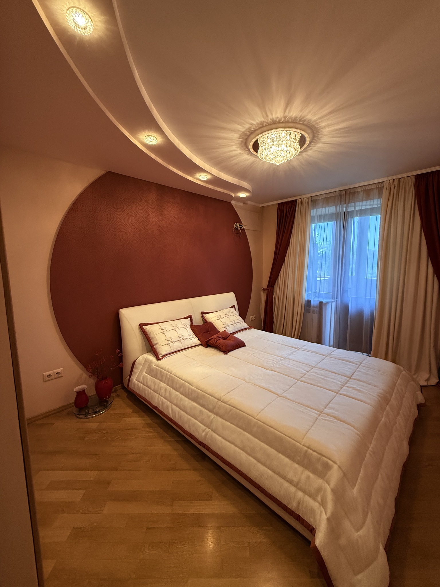 Продаж 4-кімнатної квартири 88 м², Кріпосна вул., 90А