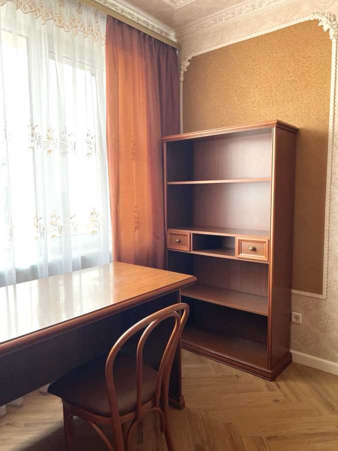 Оренда 3-кімнатної квартири 100 м², Лесі Українки бул., 21Б