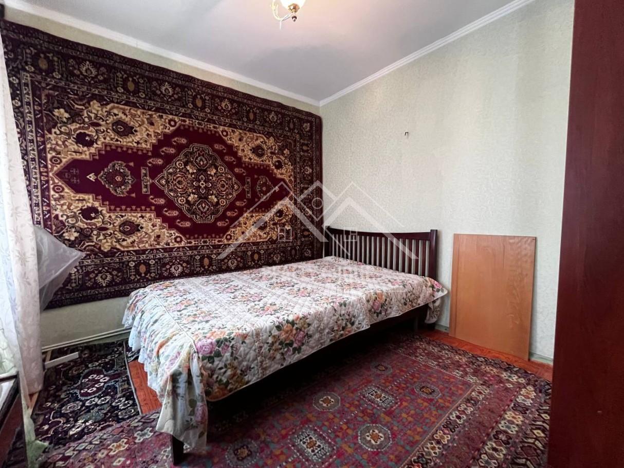 Продаж 4-кімнатної квартири 60 м², Павла Глазового вул., 17