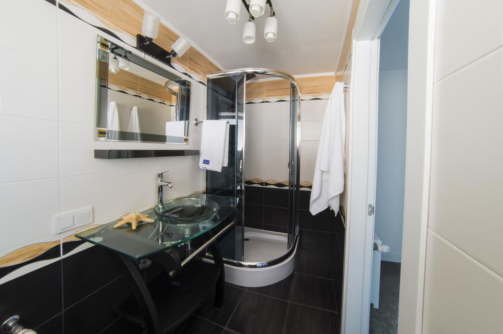 Коттедж посуточно 200 м²