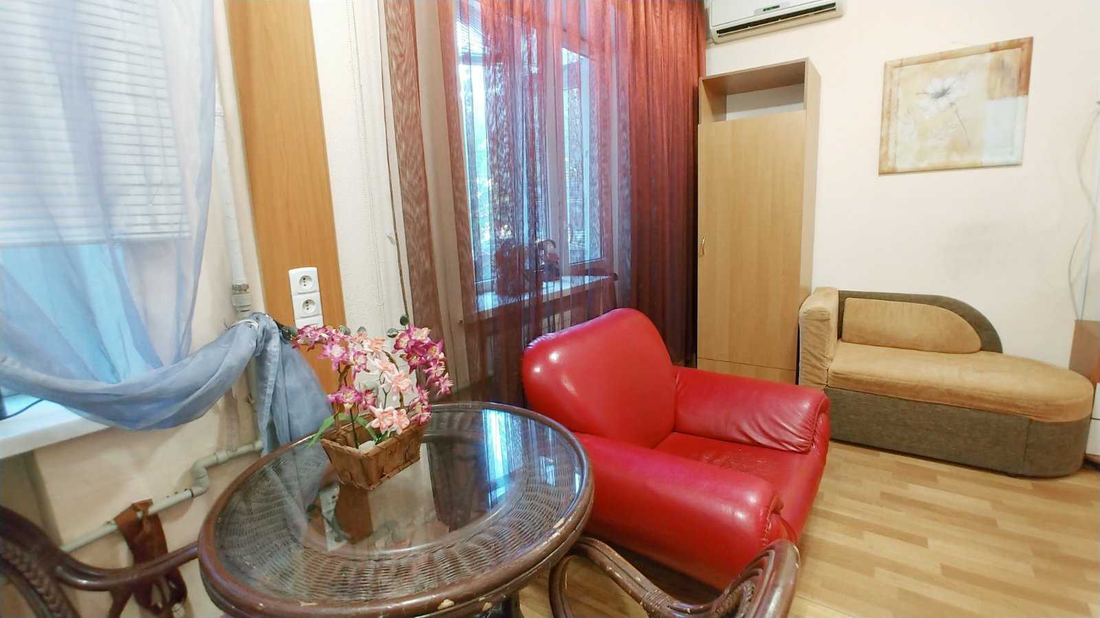 Оренда 1-кімнатної квартири 24 м², Олександра Поля просп., 110
