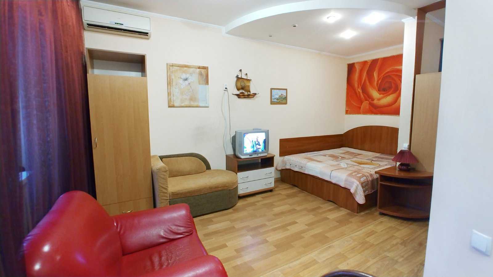 Оренда 1-кімнатної квартири 24 м², Олександра Поля просп., 110