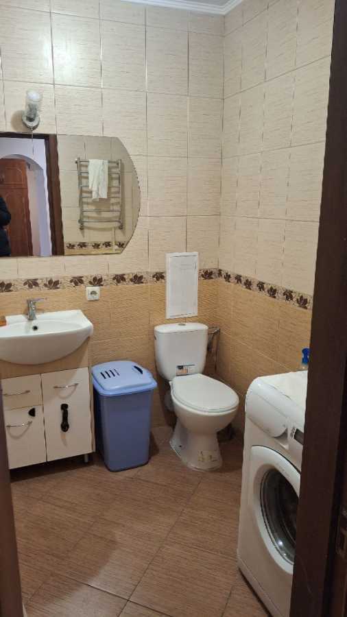 Оренда 1-кімнатної квартири 42 м², Теплична вул., 42