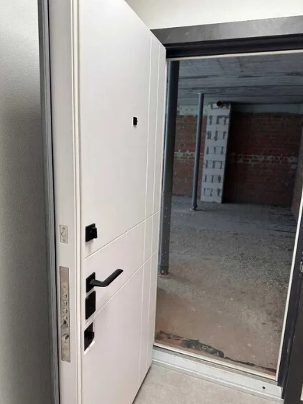 Продаж 3-кімнатної квартири 76 м², Запорізьке шосе