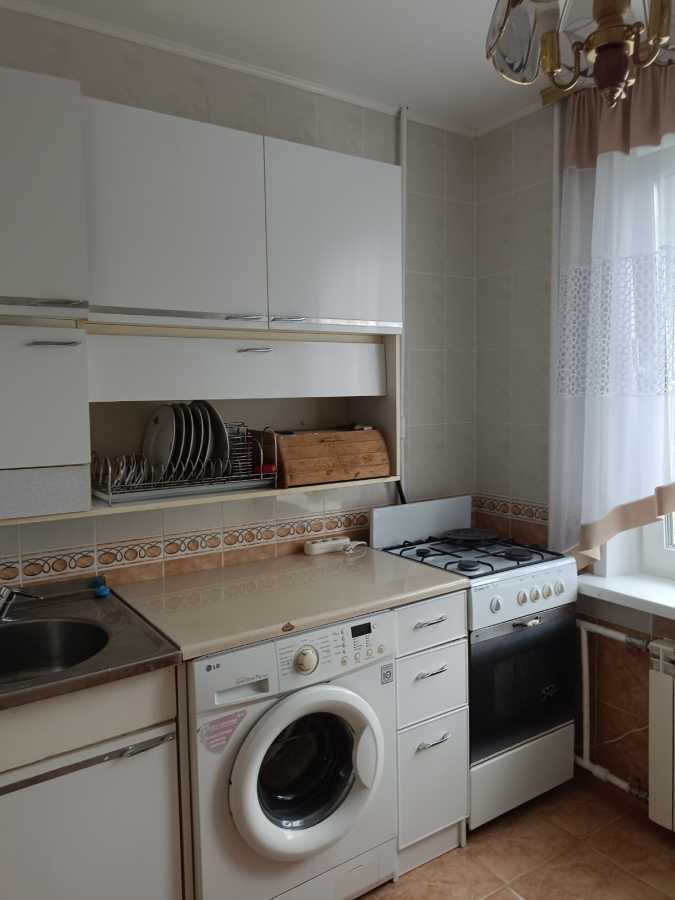 Оренда 2-кімнатної квартири 48 м², Березняківська вул., 16