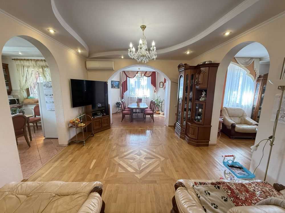 Продаж будинку 230 м², Горького вул.