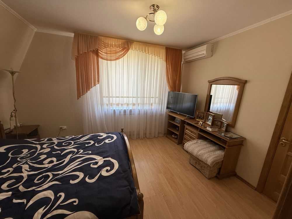 Продаж будинку 230 м², Горького вул.