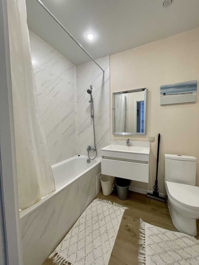 Оренда 1-кімнатної квартири 47 м², Кам’янська вул., 6