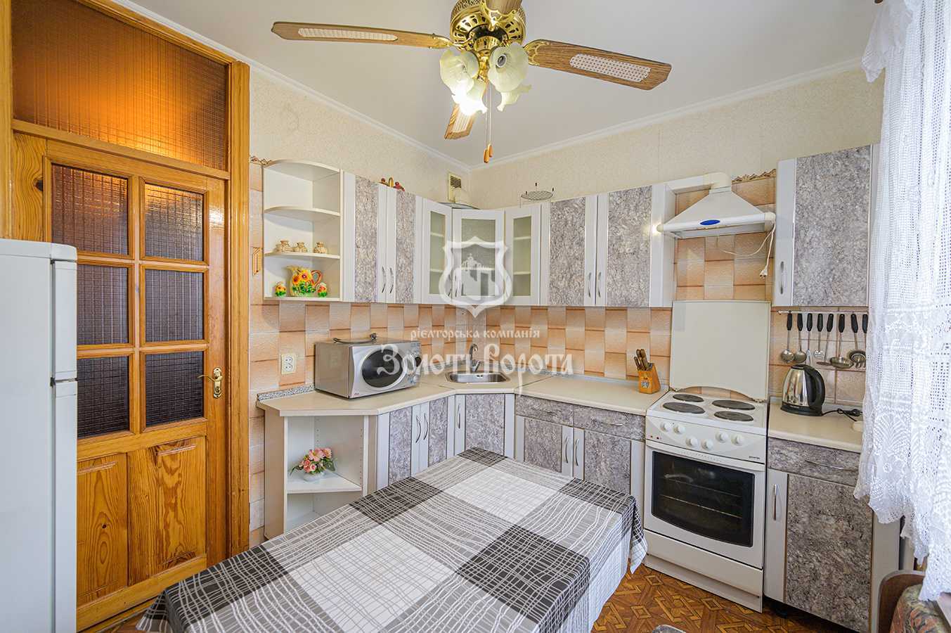 Продаж 2-кімнатної квартири 59 м², Градинська вул., 10А