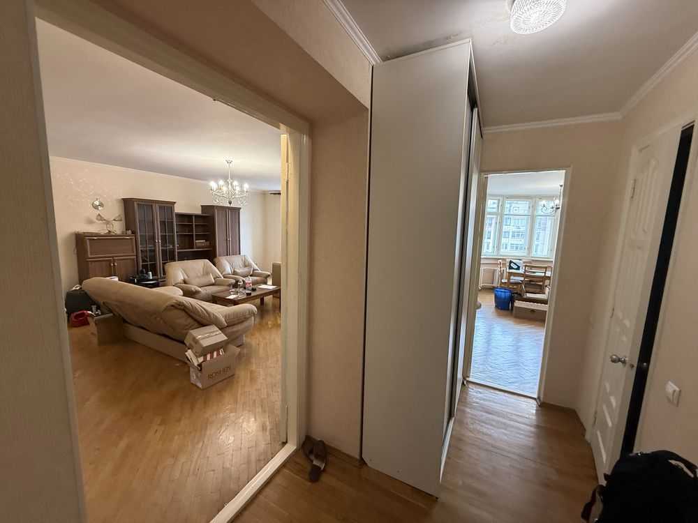 Продажа 3-комнатной квартиры 126 м², Златоустовская ул., 10/12