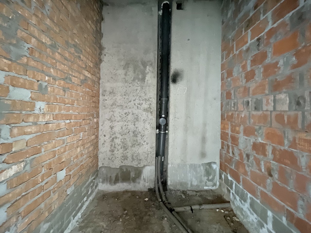 Продажа 2-комнатной квартиры 62.7 м², Дубищанская ул., 7