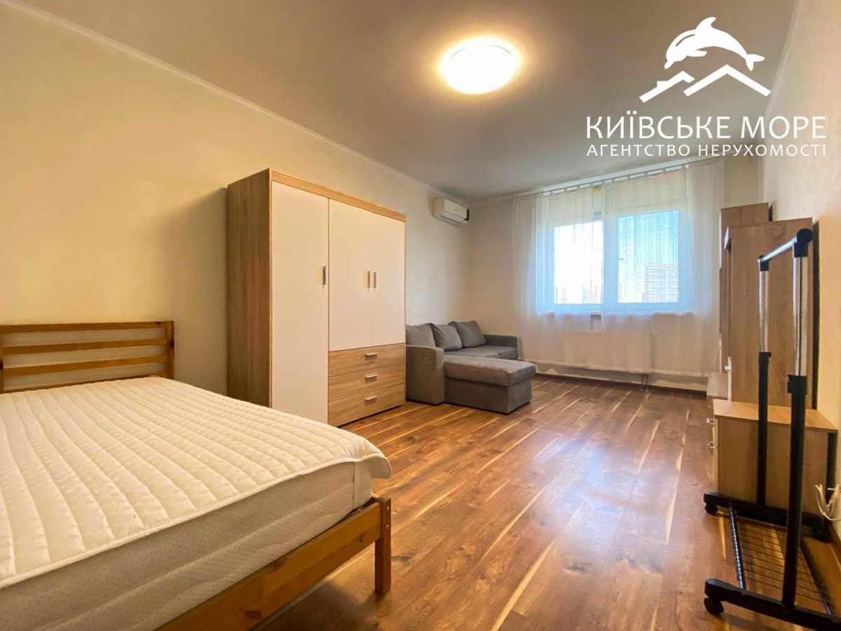 Оренда 1-кімнатної квартири 52 м², Воскресенська вул., 12В